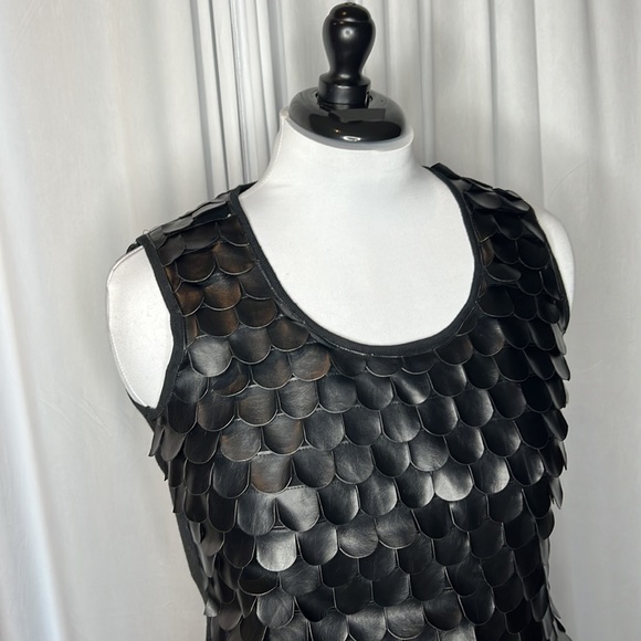 One 7 Six Tank Too - Picture 3 of 9